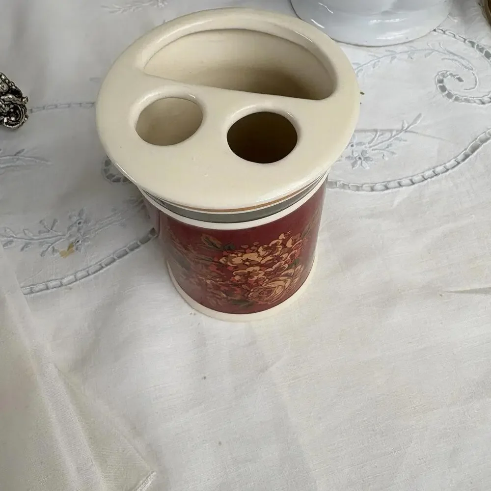 Springmaid Toothbrush Holder Rosemond Burgundy Cottage Roses Tooth Brush Holder